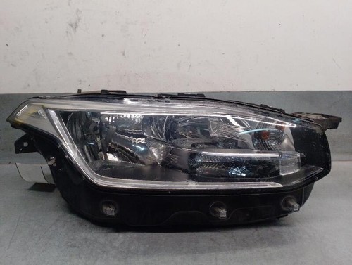 31353142 faro fanale destro