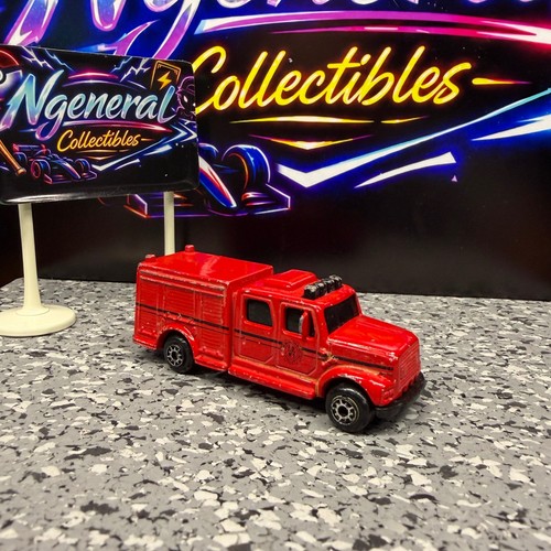 Maisto equipment truck red - equipment,