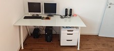 Scrivania con cassettiera - scrivania,