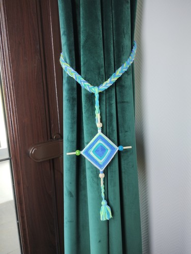 Tenda cravatta posteriore