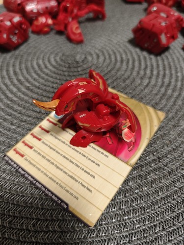 Bakugan pyrus dragonoid 600g - pyrus,