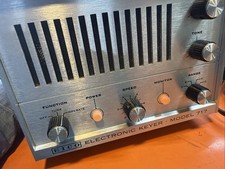 VINTAGE EICO MODEL 717 RADIOAMATORE TELEGRAFO CODICE MORSE TUBE KEYER funziona bene