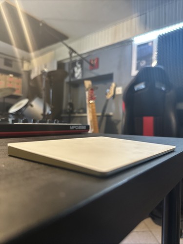 Apple magic trackpad - magic,