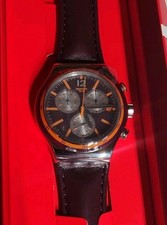 Nuovo Swiss Swatch Irony Prisoner Chrono pelle marrone data 44 mm YVS413 $200