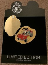 Disney shopping hinged - disney, lilo