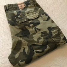 Pantaloni stile desert cargo