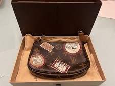 Mini Pochette Louis Vuitton