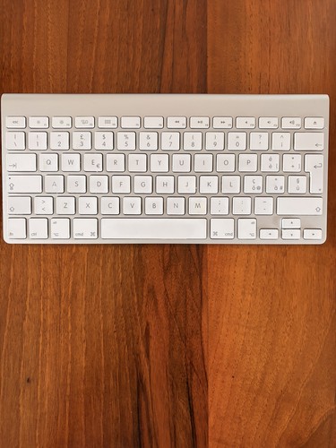 Apple wireless keyboard - wireless,