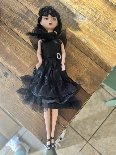 Bambola mercoledì addams - bambola,