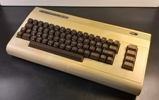 COMMODORE VIC 20 - FUNZIONANTE - TESTATO PARZIALMENTE