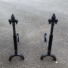 FERRO BATTUTO FUOCO CANI