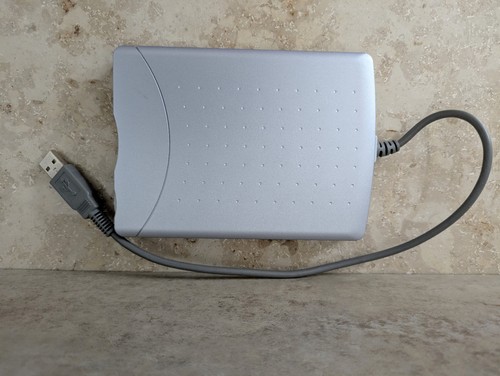 Fujitsu usb floppy disk drive - disk,