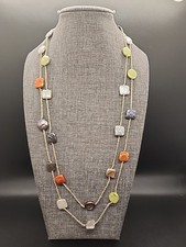 Filo infinito di perle d'acqua