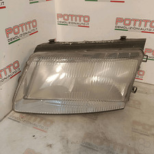 Proiettore con regolatore