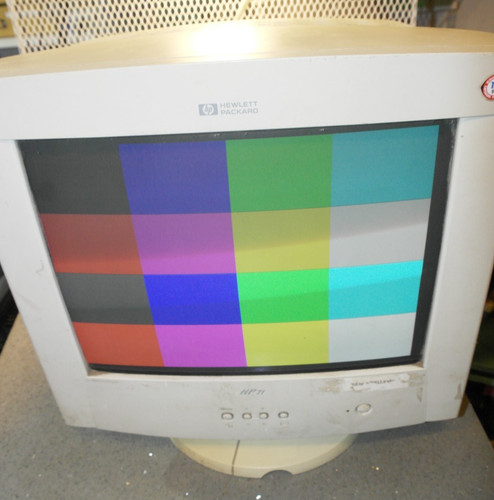 Monitor d8902 crt - hp, 71