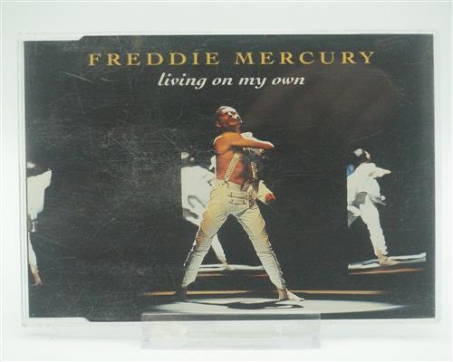 Freddie mercury living - freddie,