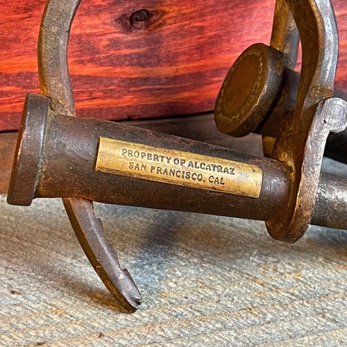 Proprietà delle manette del