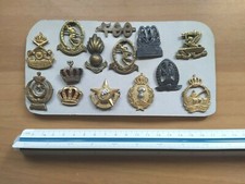 Lotto Pins Medaglie Stemmi Spille Militaria Divise Decorazioni Distintivi Guerra