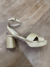 Veronica Barba Danika Rafia