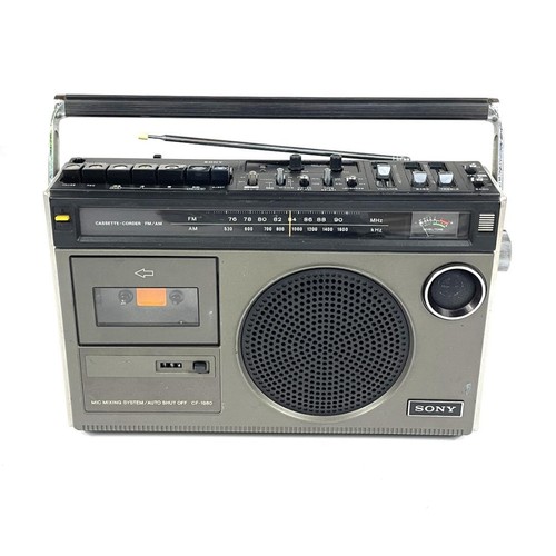 Sony 1980 vintage radio - cf-1980,