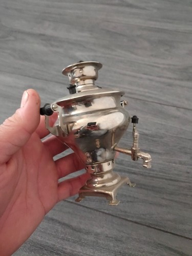 Piccolo souvenir sovietico