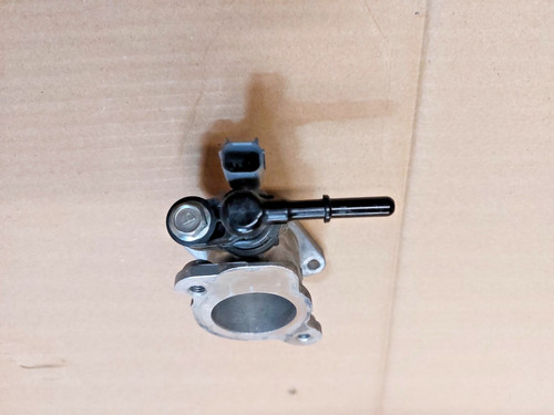 Injecteur avec pipe admission - injecteur,