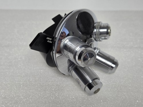 Nocepiece per microscopio
