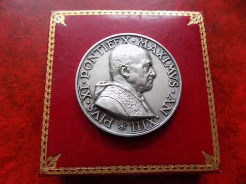 Pio medaglia 1934 xiii - pio,
