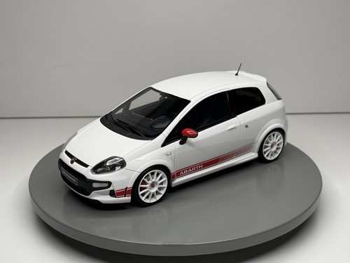 Ottomobile ot460 fiat - 1/18,