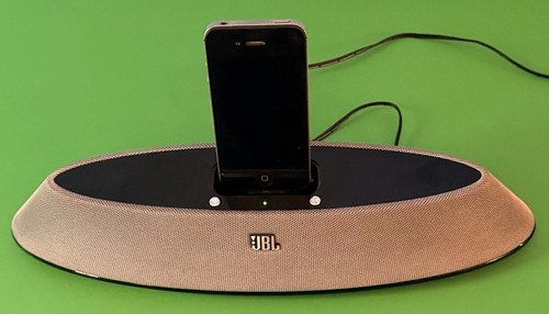 Jbl speaker stage 200id - on,