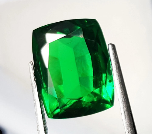 Granato verde naturale - 7, ct