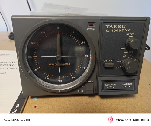 Pupitre yaesu 1000 dxc - pupitre,