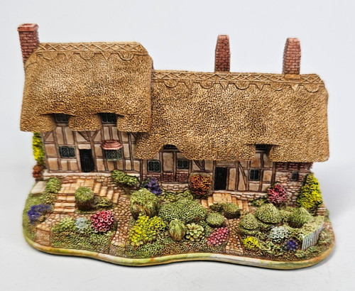 Lilliput lane annahathaway - lilliput,