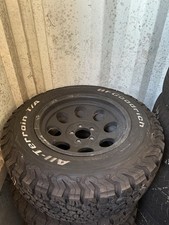 cerchi jeep cherokee originali con gomme BFgoodrich 235/70 R16
