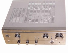 Amplificatore stereo integrato