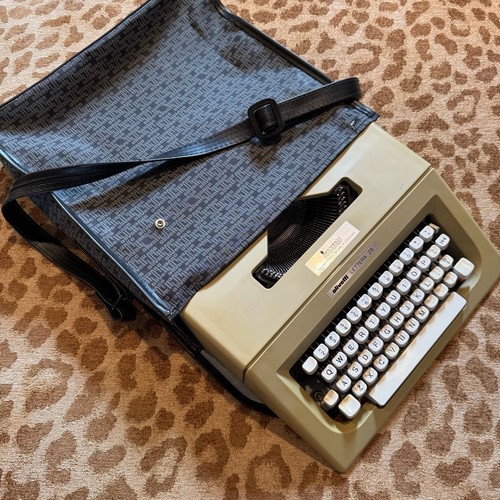 Vintage olivetti lettera - vintage,