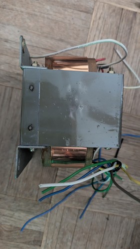Trasformatore amplificatore - trasformatore,