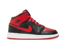 DQ8423-060 Nike Air Jordan 1