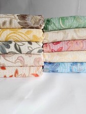 Scampolo di tessuto damascato