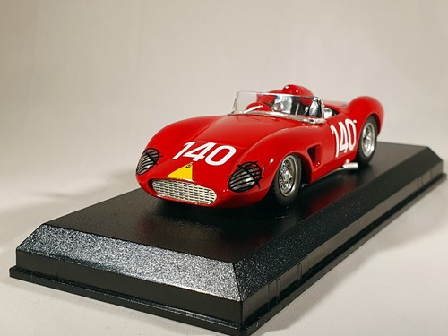 Modello artistico ferrari - modello,