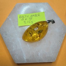 Ciondolo Ambra Baltica Dorata