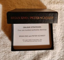 Brian Eno: Mazzo di strategie