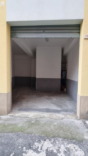 Garage per auto - garage,