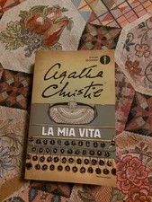 Oscar Mondadori Libro : Agatha