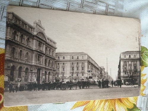 Napoli piazza della borsa - napoli,