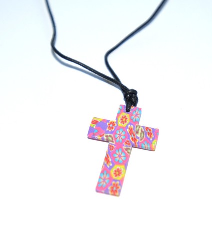 Collana con ciondolo croce