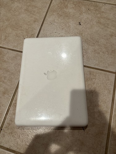 Apple macbook 2009 - apple,