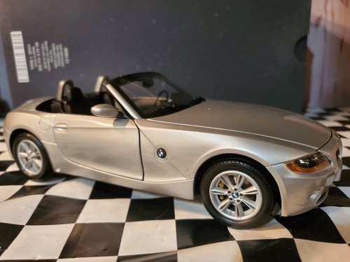 Kyosho bmw e85 - bmw,