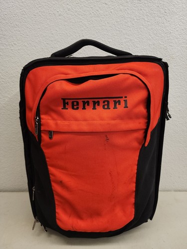 Ferrari fila team cabina - by,