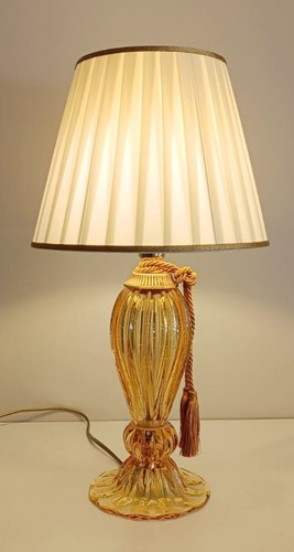 Lampada comodino elegante - lampada,